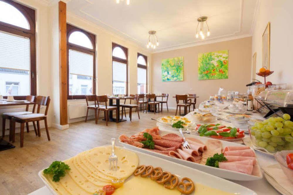 Schaefers Hotel, Self-Check-In, Cafe Und Baecker Am Hotel Vechta Kültér fotó