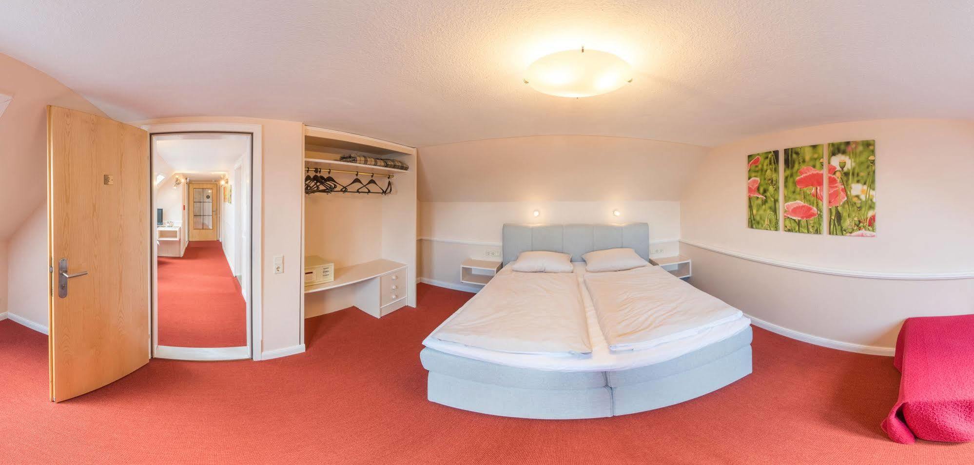 Schaefers Hotel, Self-Check-In, Cafe Und Baecker Am Hotel Vechta Kültér fotó