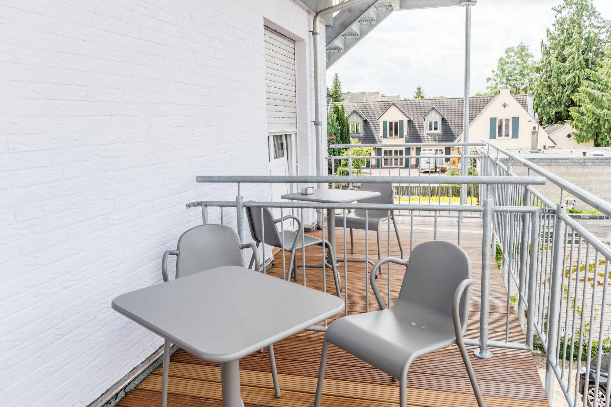 Schaefers Hotel, Self-Check-In, Cafe Und Baecker Am Hotel Vechta Kültér fotó
